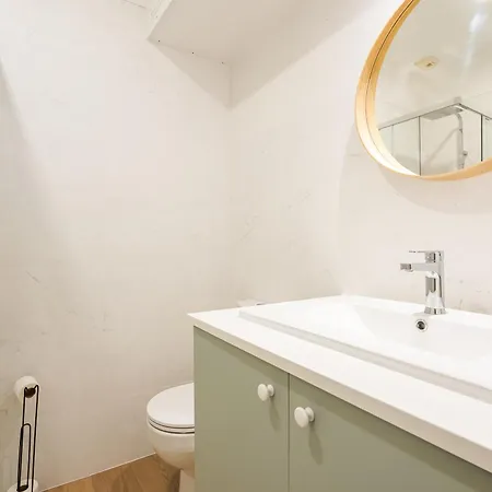 L'extra-bille - Ancien Bar Avec Flipper Atypique نانت